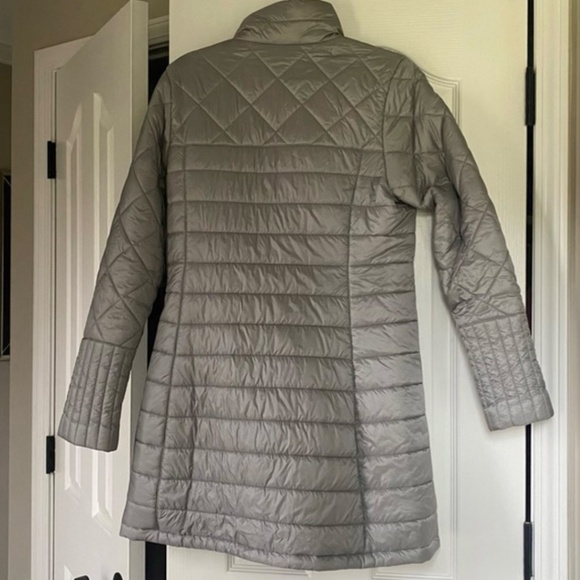 Patagonia Gray Puffer Jacket - Picture 2 of 8